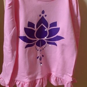 Souly Eunique Girls Size:6 Pink n Purple Top
